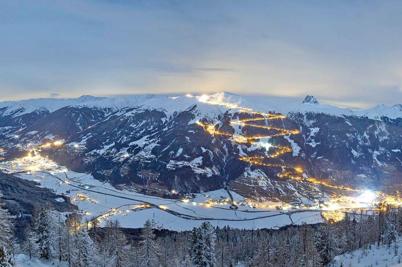 Haus Weyerbach Apartments Bramberg am Wildkogel Dış mekan fotoğraf